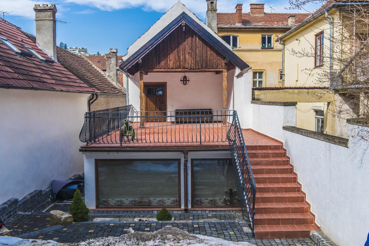 Апарт отель Casa Veche Брашов Экстерьер фото